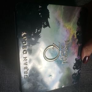 Urban Decay Wizard of Oz Theodora Empty Palette